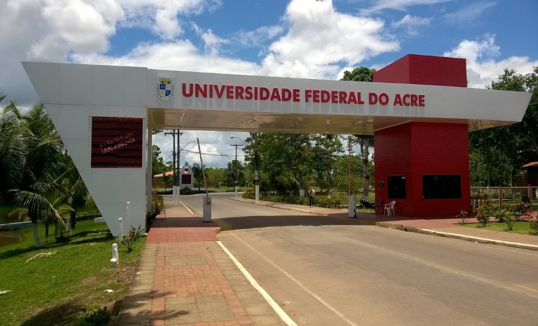 Acadêmicos de Direito da Ufac defendem a suspensão das aulas temendo o coronavírus